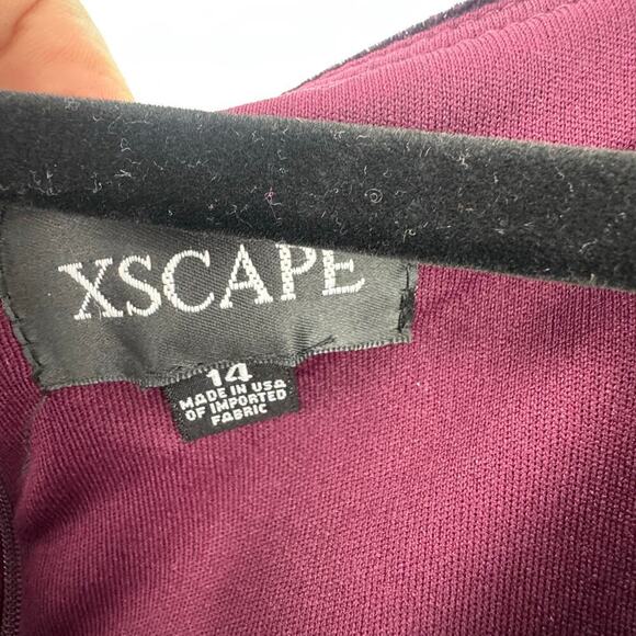 Xscape V-Neck Ruffle-Front Long-Sleeve Gown Dress Maroon Size 14 NWT - Picture 10 of 12